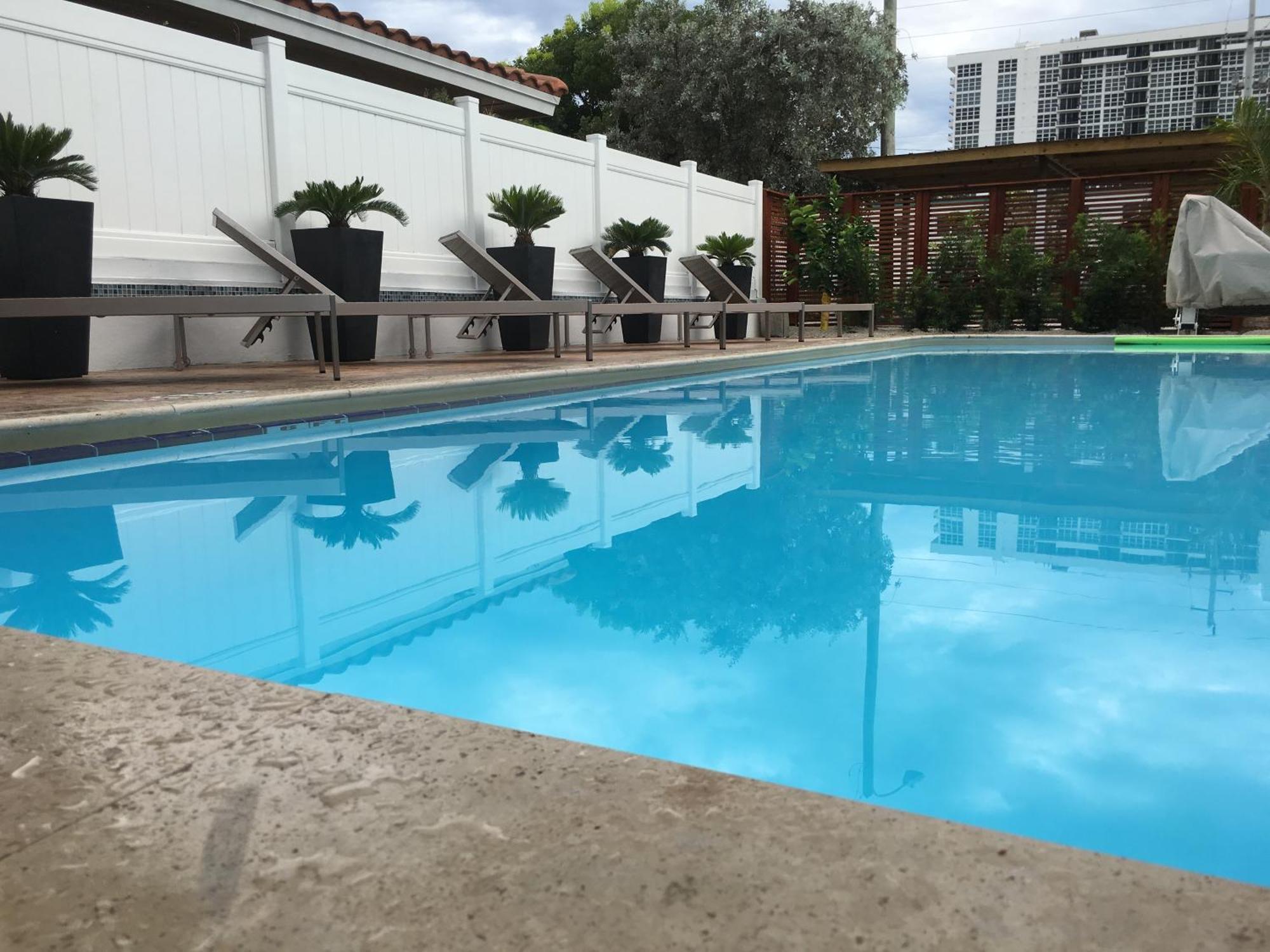 Wave Beach Vacation Rentals Pompano Beach Eksteriør bilde