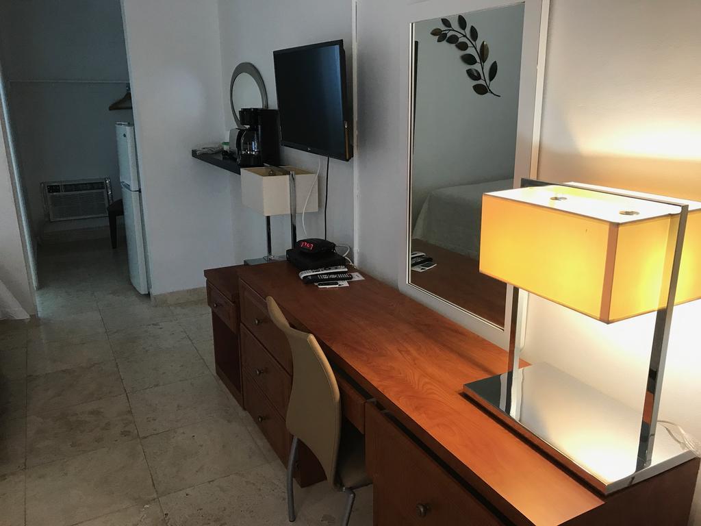 Wave Beach Vacation Rentals Pompano Beach Eksteriør bilde